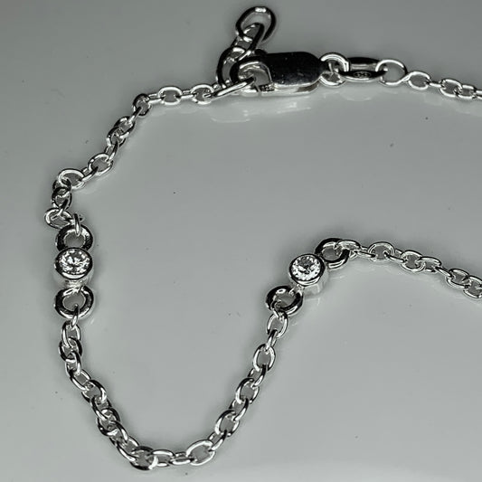Trilogy Bracelet inset with 3x2.5mm, 0.06ct. Diamonds