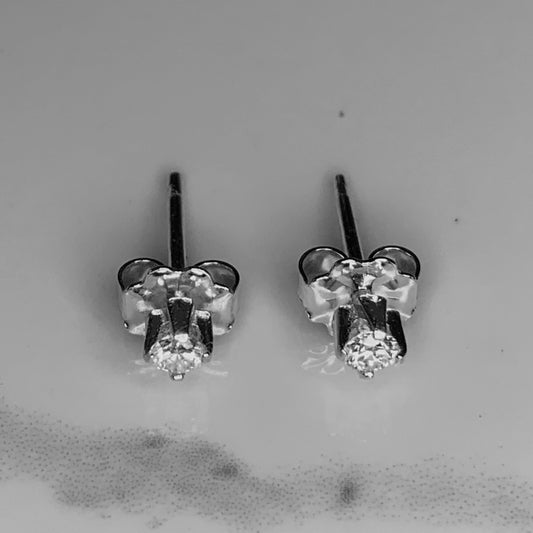 Diamond Studs with 2.5mm, 0.06ct. diamonds