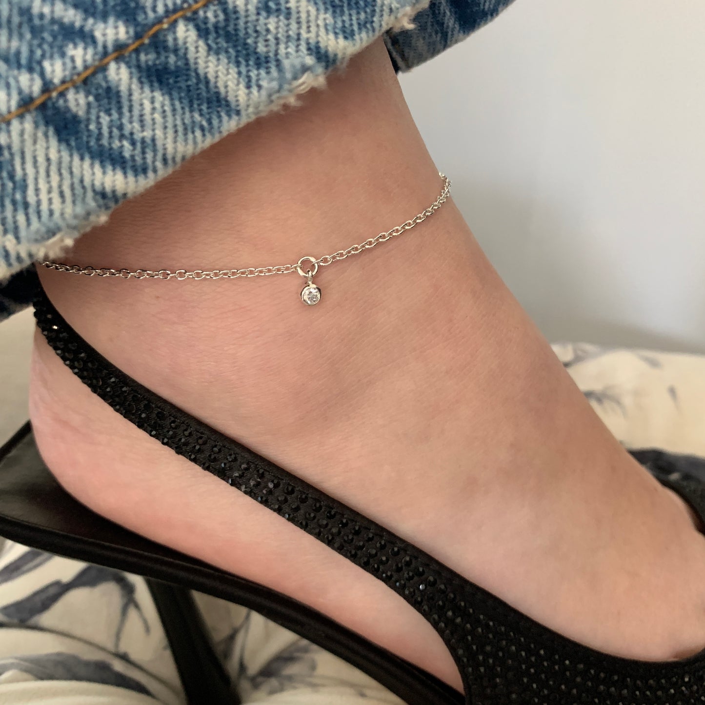 Anklet with 3mm, 0.10ct. Diamond pendant